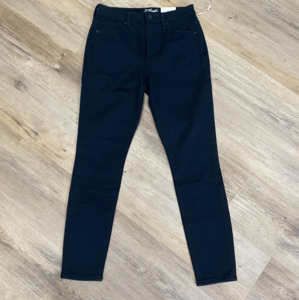 2/$30 āØUniversal Thread High Rise Skinny Jean - Picture 2 of 5